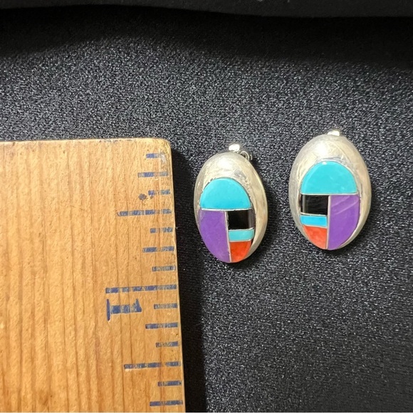 Vintage Native American Sterling Sliver Earrings Signed - Picture 6 of 6